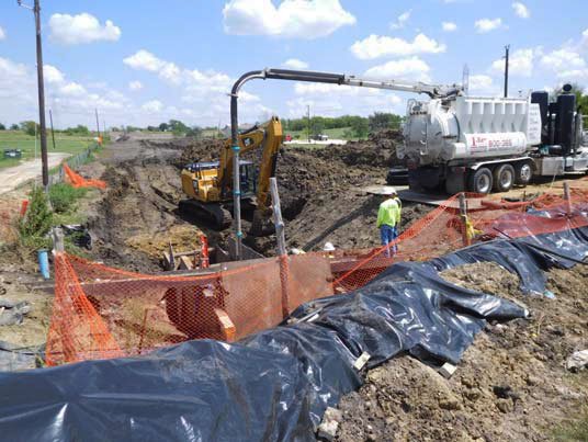 vacuum truck mud pit