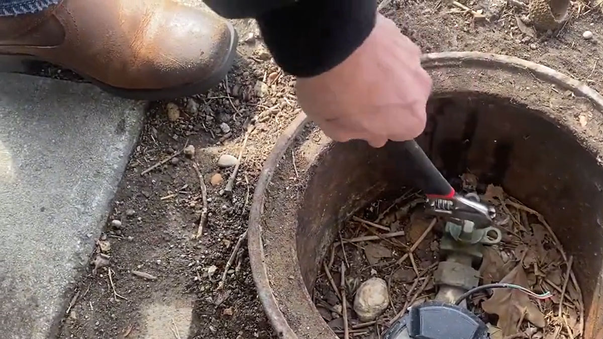 Find Those Leaks and Help Restore San Antonio’s Water Pressure San Antonio Water System